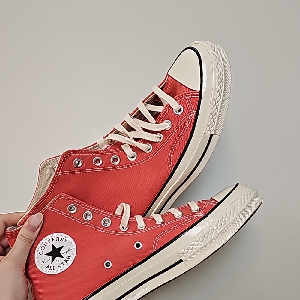 Brand New, Never Been Worn Converse 👟✨️